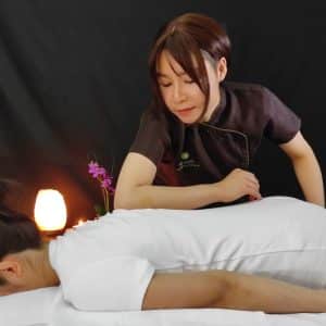 Gutschein für 60 Minuten traditionelle Thai oder thailändische Öl-Massage