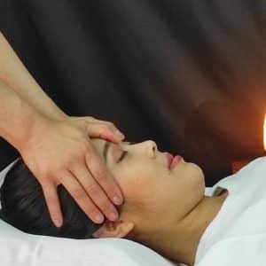 Gutschein für 90 Minuten Rücken-Kopf-Nacken und Fuß-Massage